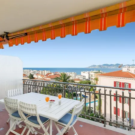 Gabriel Yourhosthelper Cannes